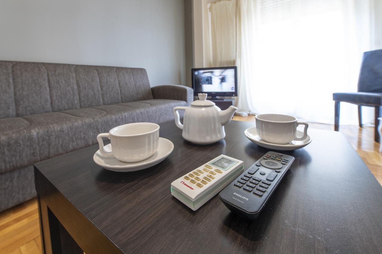 Megaron Blue Apartment Athena Bagian luar foto
